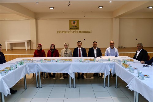 Kaymakamımız Sayın İbrahim PELİT'e ve İlçe Jandarma Komutanı Sn. Batuhan ÇAKMAKCI'ya Veda Yemeği Düzenlendi